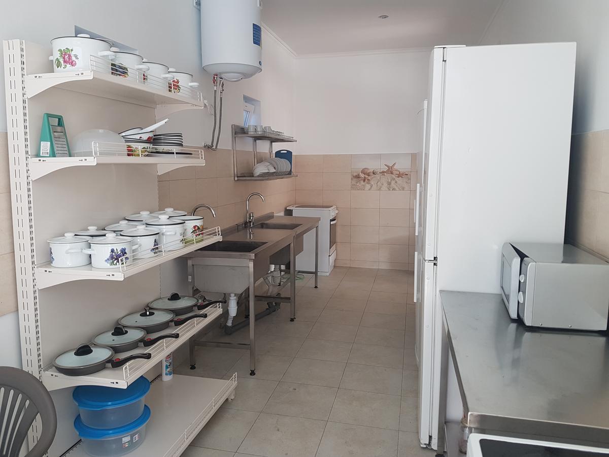 Hotel Aleksandriya Czarnomorsk Zewnętrze zdjęcie
